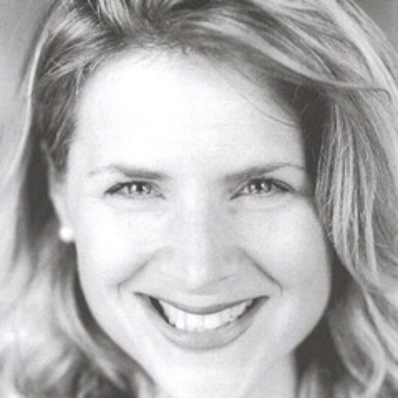 Meet your Posher, Veronica - Picture 2 of 5